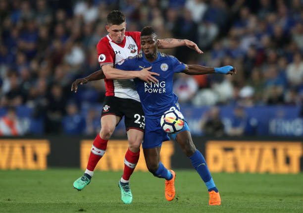 足球生涯而 足球生涯而